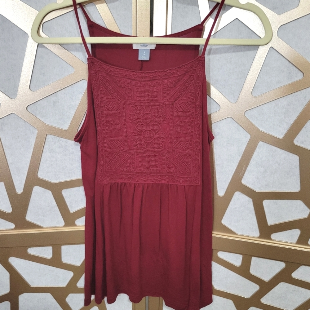 OLD NAVY Square Neck Floral Inlay Cami